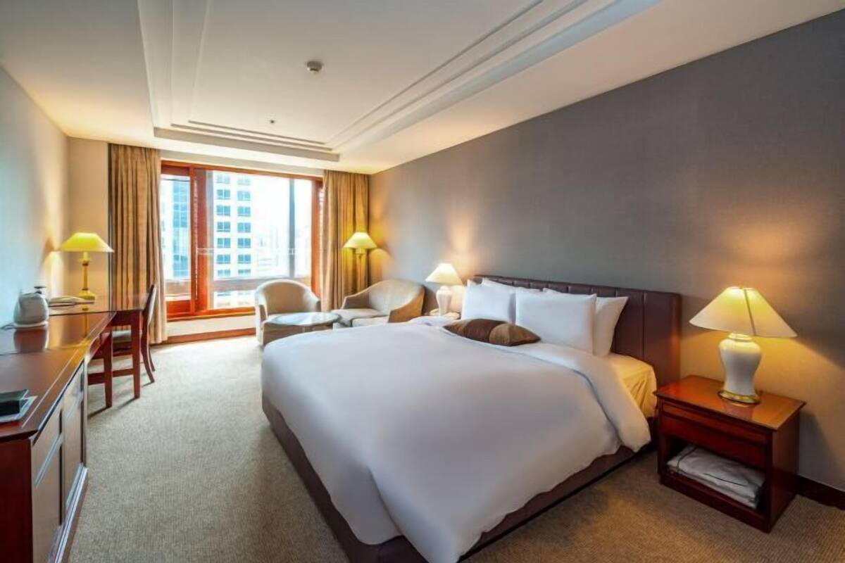1 bedroom, premium bedding, in-room safe, individually decorated