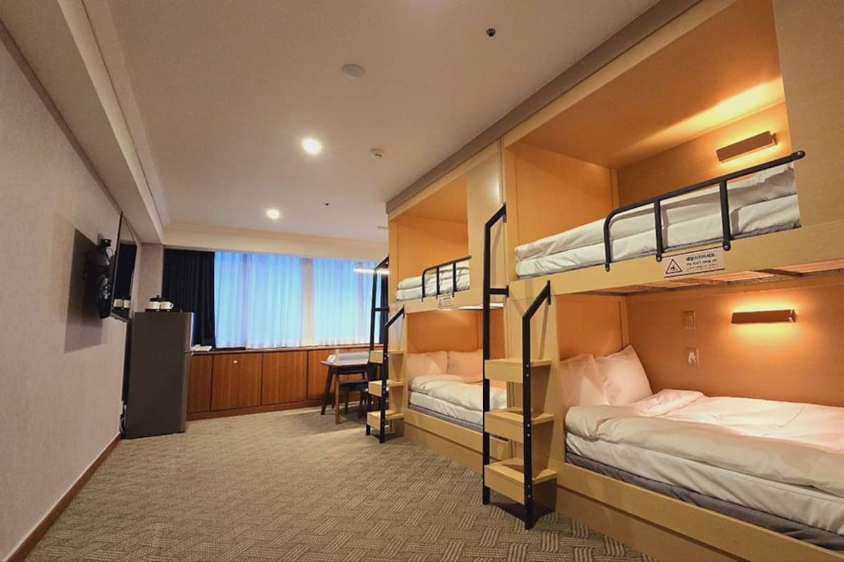 1 bedroom, premium bedding, in-room safe, individually decorated