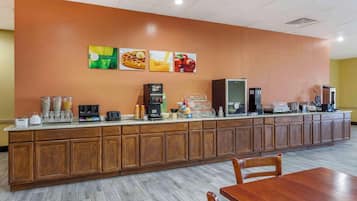 Free daily buffet breakfast