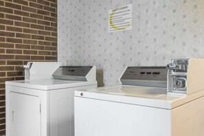 Laundry room - Super 8 by Wyndham Miamisburg Dayton S Area OH (Miamisburg)