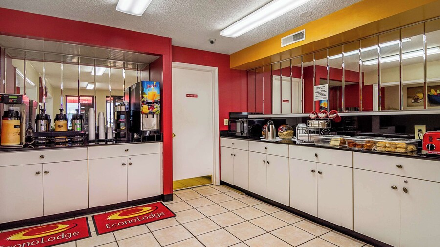 Econo Lodge Research Triangle Park