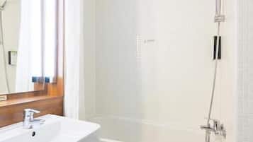 Amenidades de baño ecológicas, secadora de cabello, toallas