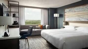 Decoración personalizada, muebles diferentes y escritorio