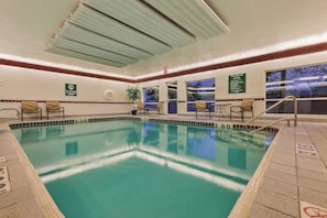Piscine intérieure