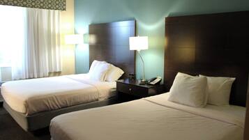 Sängtillbehör av högsta kvalitet, bäddmadrasser och skrivbord