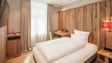 Standard Single Room | Premium bedding, down duvets, Select Comfort beds, in-room safe