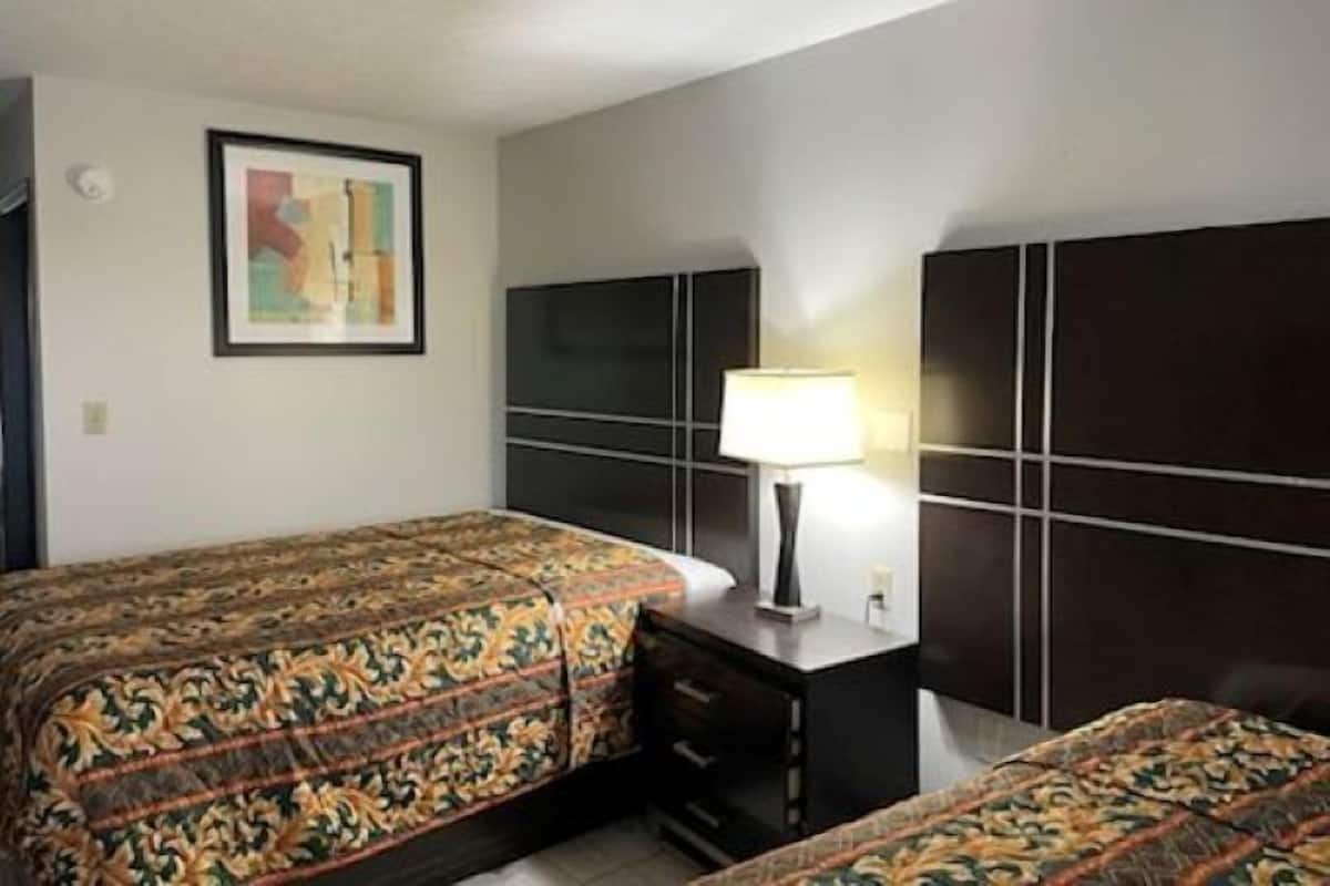 Double Room, 2 Double Beds