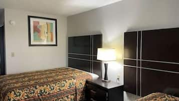 Tabla de planchar con plancha, wifi gratis y ropa de cama