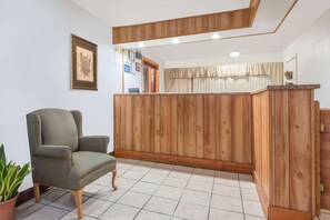 Lobby - Days Inn by Wyndham Mt. Sterling (Mount Sterling)