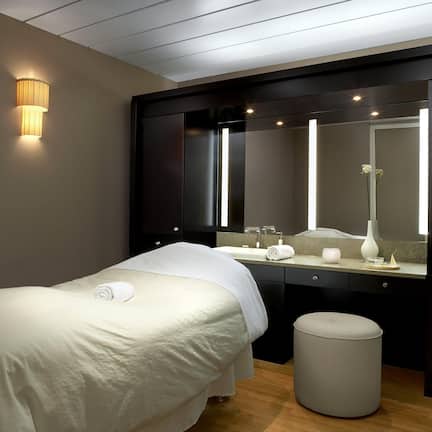 Couples treatment rooms, steam room, Turkish bath, body treatments