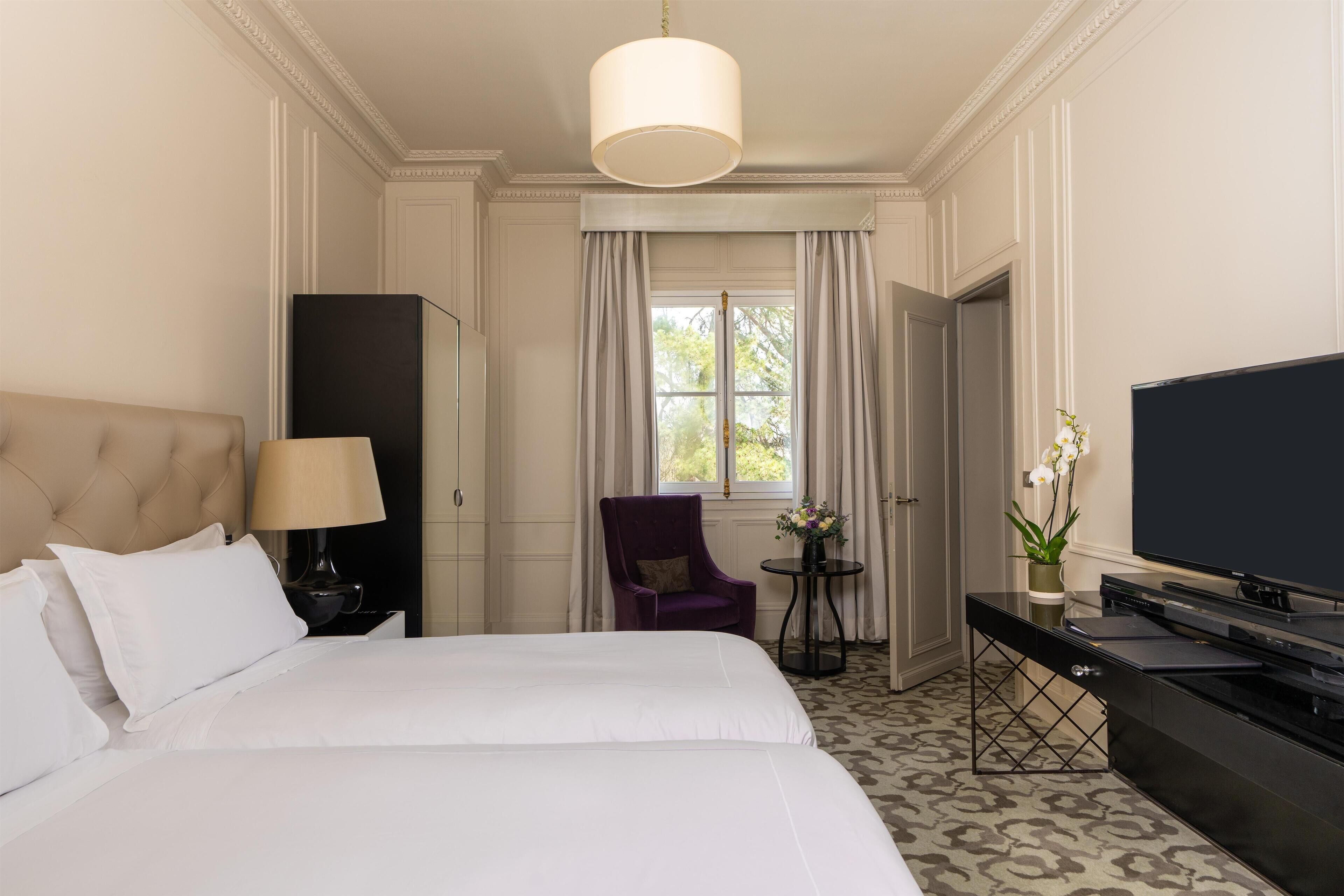 Family Room, Multiple Beds, Connecting Rooms, Garden View (Palace 5 Star) | Living area