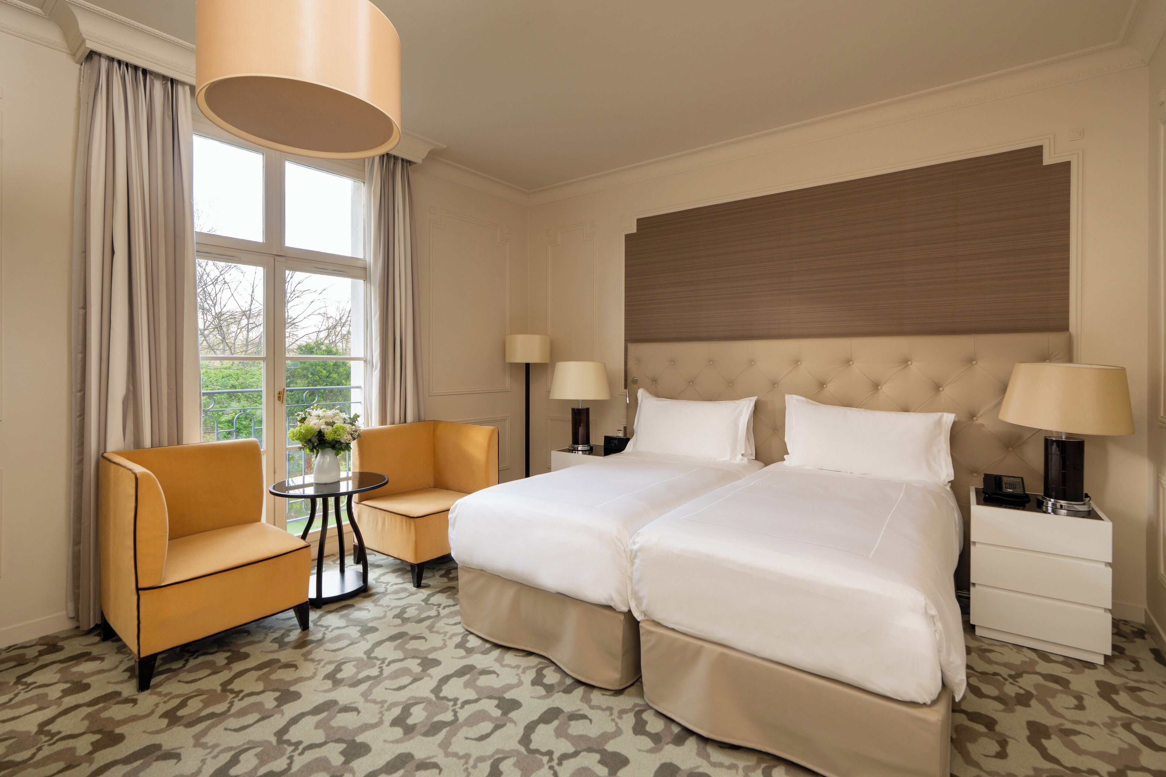 Hypo-allergenic bedding, minibar, in-room safe, desk