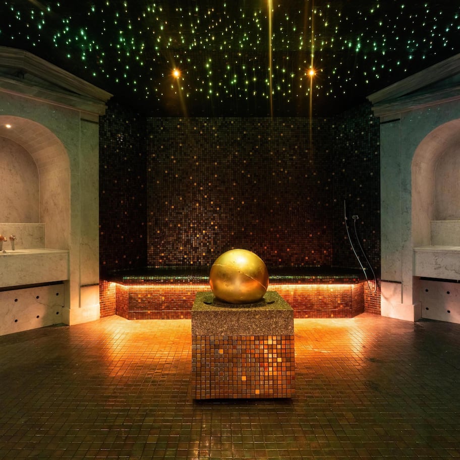 Couples treatment rooms, steam room, Turkish bath, body treatments