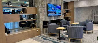 Holiday Inn Burlington Conference Centre by IHG