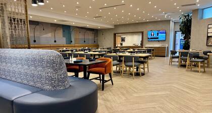 Holiday Inn Burlington Conference Centre by IHG