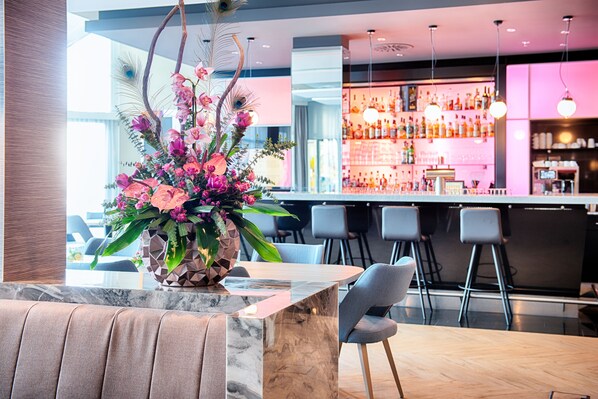 2 bars/lounges - Crowne Plaza Frankfurt Congress Hotel by IHG (Frankfurt)