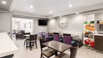 Free daily buffet breakfast