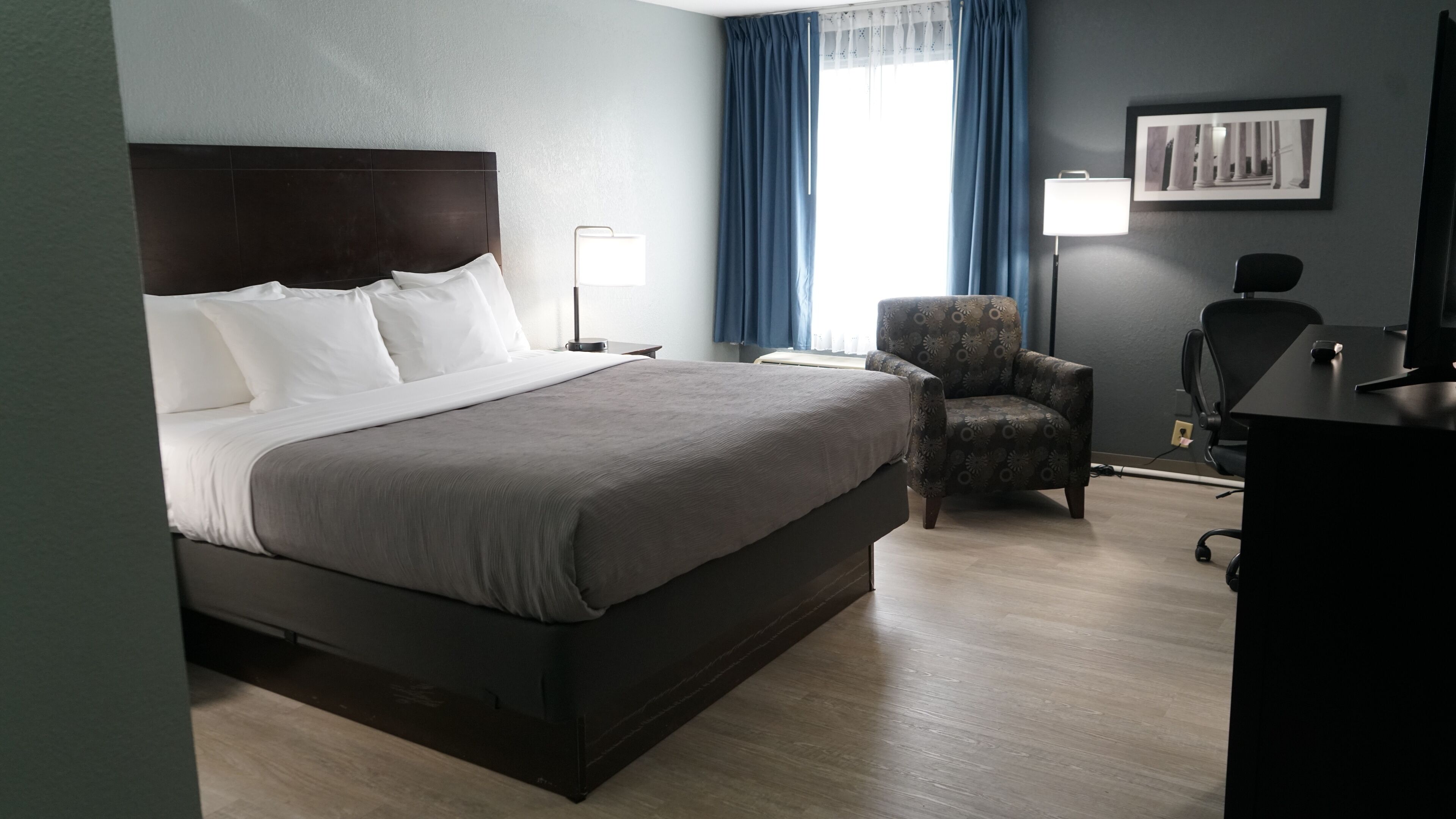 Pillow-top beds, in-room safe, desk, laptop workspace