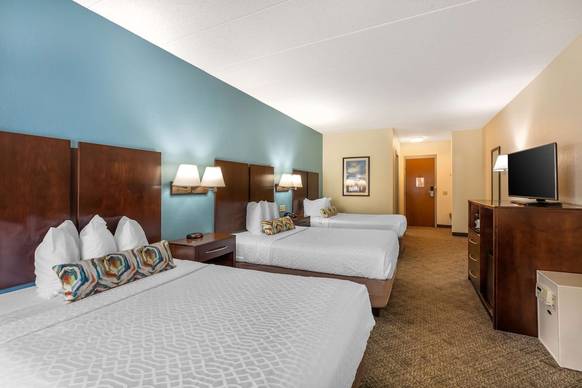 Standard Room, Multiple Beds, Non Smoking, Refrigerator & Microwave | In-room safe, desk, laptop workspace, blackout drapes
