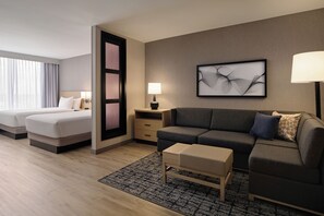 Premium bedding, desk, laptop workspace, blackout curtains - Hyatt Place Tampa Airport/Westshore (Tampa)
