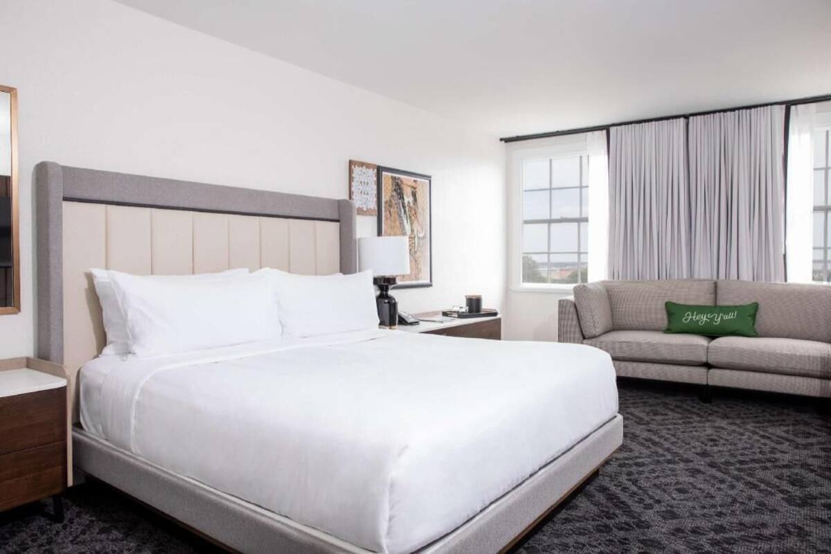 In-room safe, individually decorated, individually furnished, desk