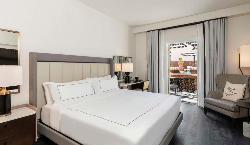 In-room safe, individually decorated, individually furnished, desk