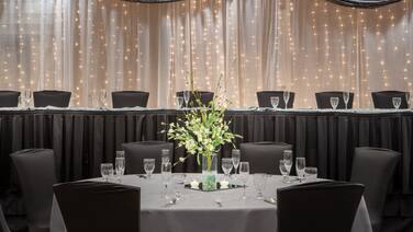Holiday Inn Hotel & Suites Des Moines - Northwest by IHG