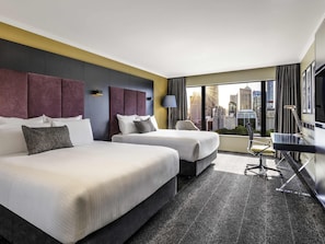 Frette Italian sheets, premium bedding, pillowtop beds, minibar