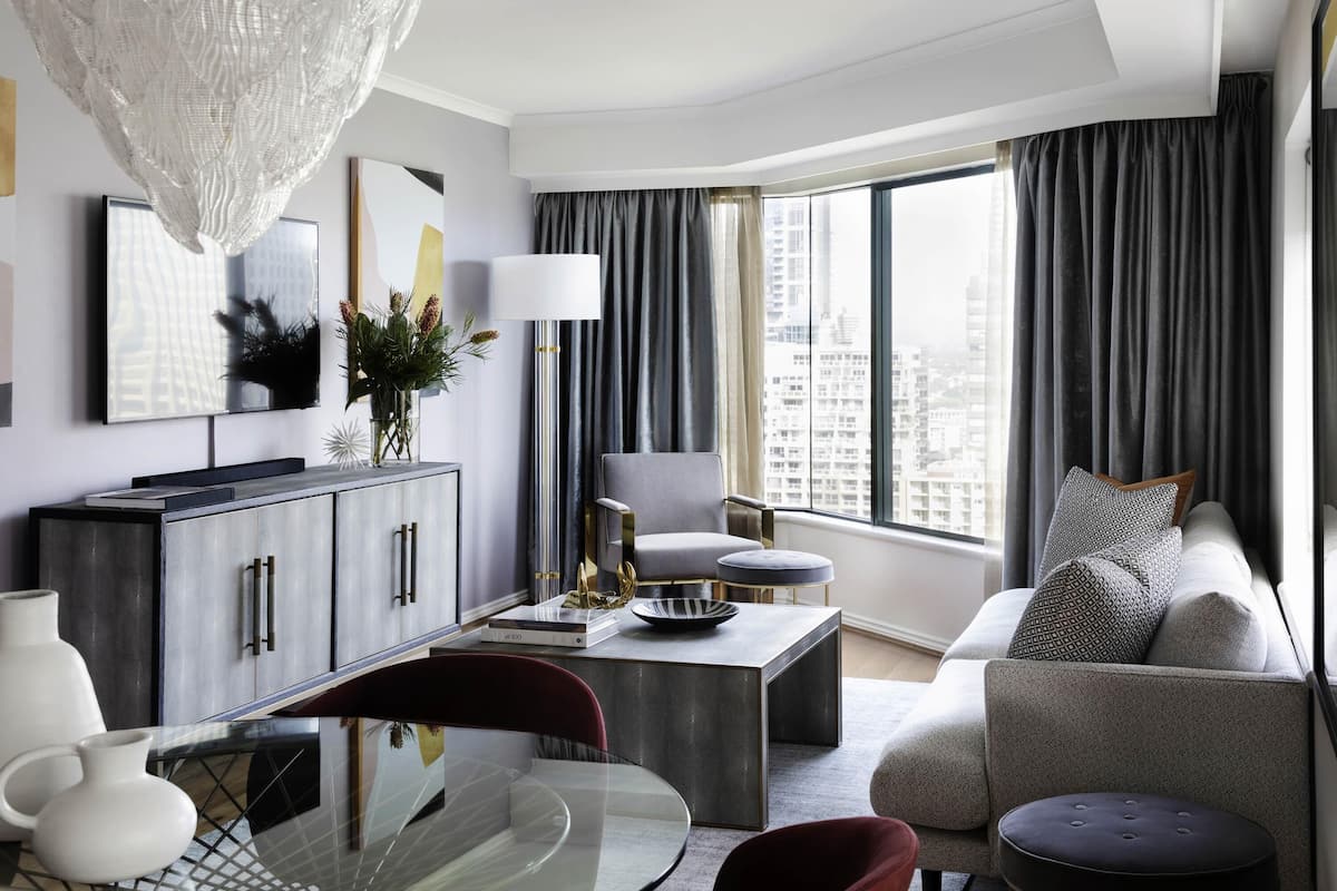 Suite, 1 Katil Raja (King) | Cadar Frette Itali, peralatan tempat tidur premium, tilam berlapik