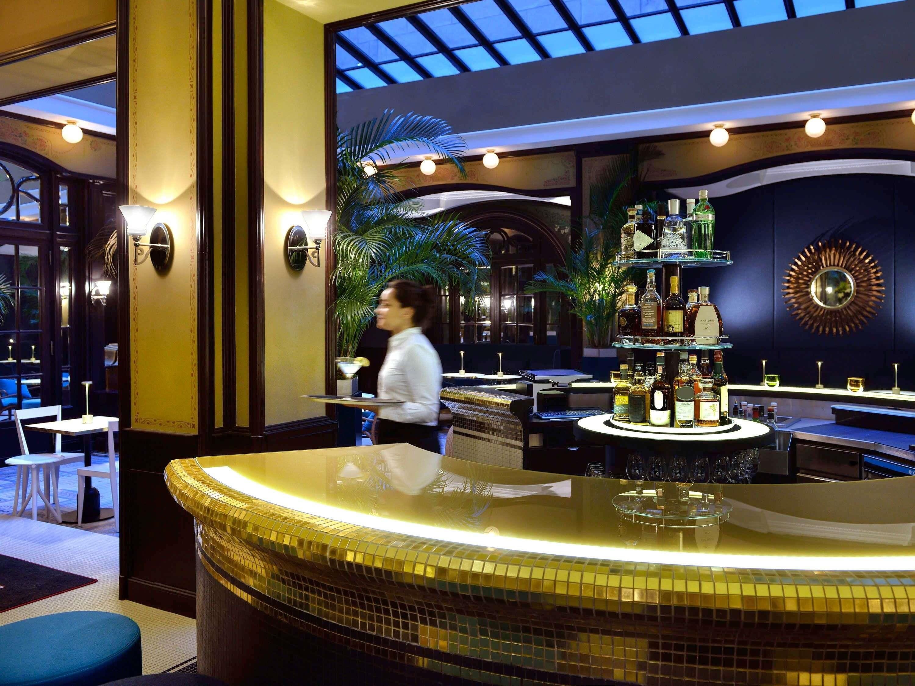 Bar (in der Unterkunft)
