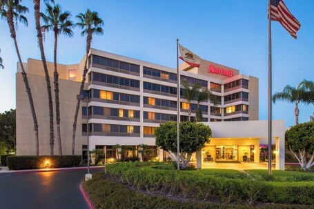 Fullerton Marriott at California State University - view 2