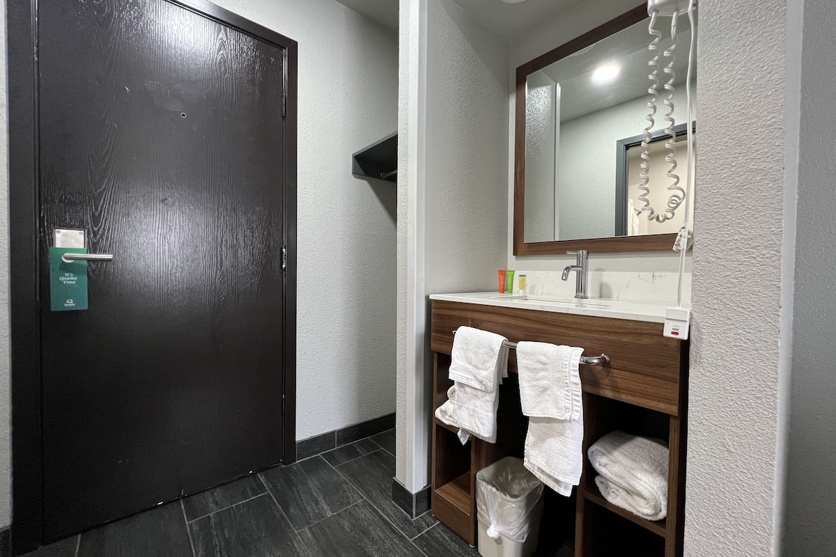 desk, blackout curtains, iron/ironing board, free wifi