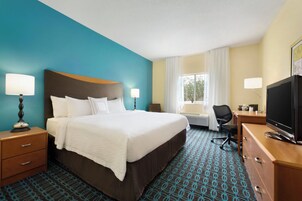 Room, 1 Queen Bed | Pillowtop beds, desk, iron/ironing board, free cribs/infant beds