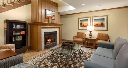 Country Inn & Suites by Radisson, Rochester, MN