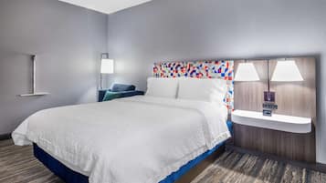Room, 1 Queen Bed, Mobility Accessible, Microwave | Desk, laptop workspace, iron/ironing board, free cribs/infant beds