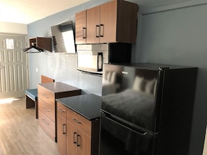 Free cots/infant beds, free WiFi, bed sheets