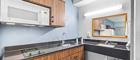 1 bedroom, free cots/infant beds, free WiFi, bed sheets