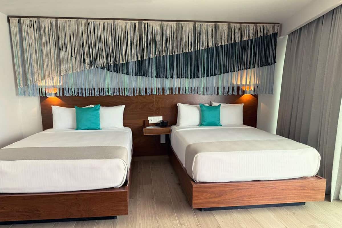 Royal Suite Double Ocean View | 1 bedroom, premium bedding, in-room safe, blackout drapes