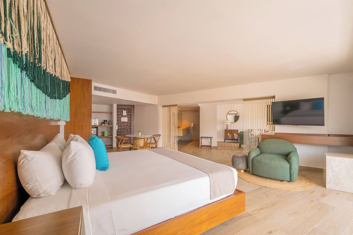 Royal Suite King Partial Ocean View | 客房景觀