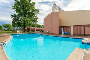 Seasonal outdoor pool