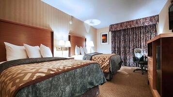 Meja, langsir/tirai gelap terus, seterika/papan seterika, Wi-fi percuma