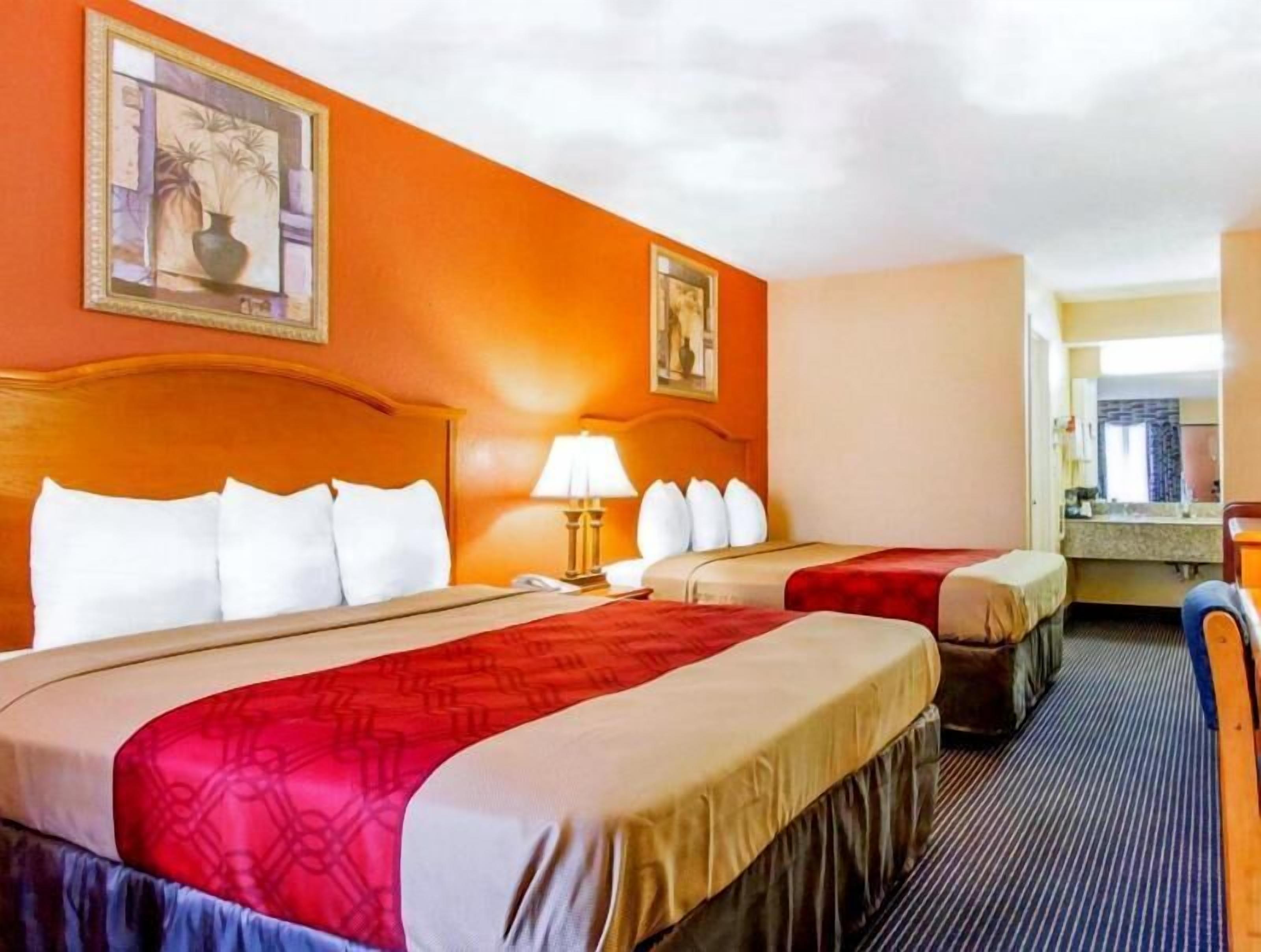 مكواة/لوح كي وواي فاي مجانًا وملاءات أسرّة