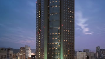Habitación Premier, 1 cama de matrimonio grande (Taipei 101 View) | Exterior