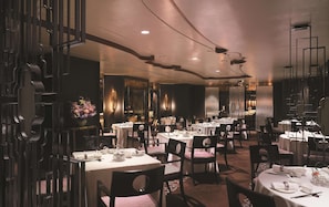 5 restaurants, breakfast, lunch, dinner served; Chinese cuisine