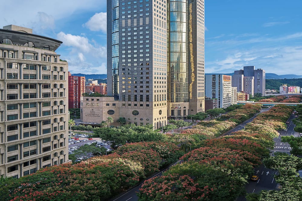 Shangri-La Far Eastern, Taipei