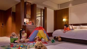 1 bedroom, premium bedding, down duvets, Select Comfort beds