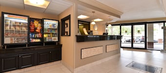 Comfort Inn & Suites Alexandria West