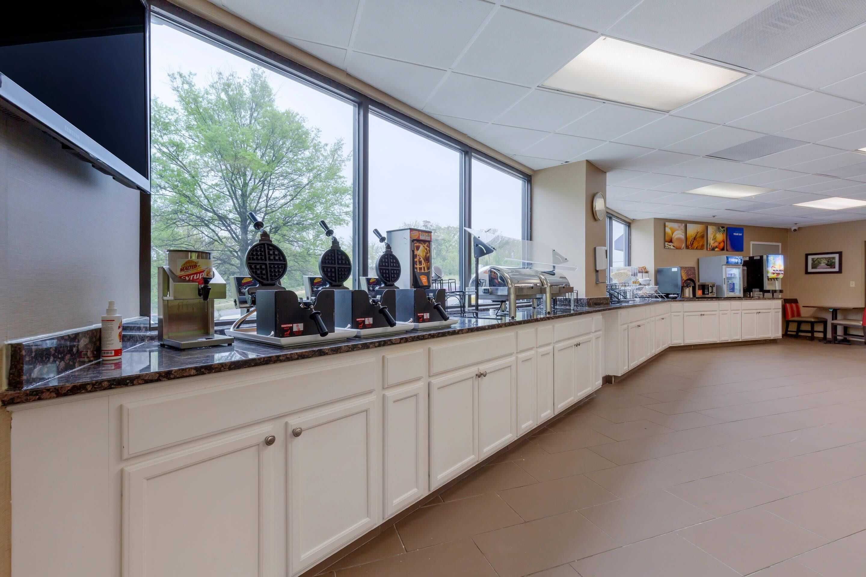 Gratis komplett frukost varje dag 