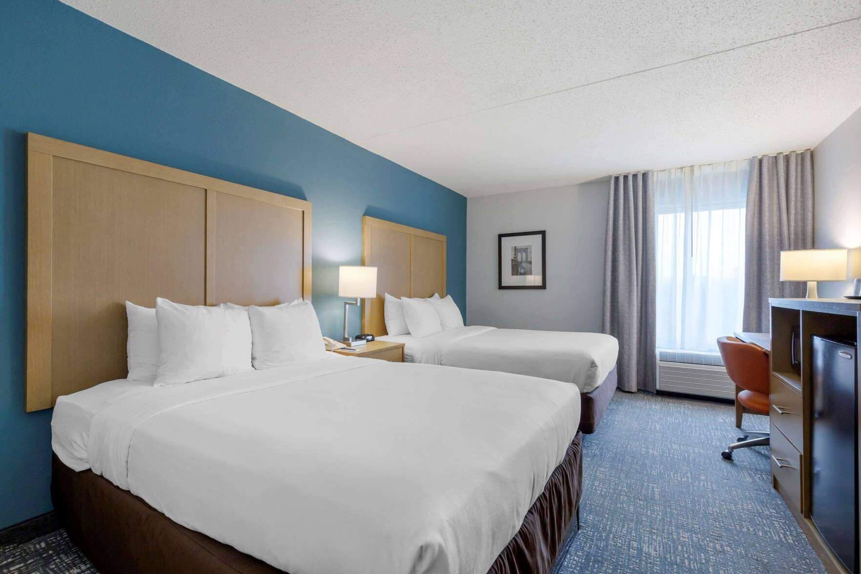 Pillowtop beds, in-room safe, desk, laptop workspace