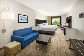 Premium bedding, in-room safe, desk, iron/ironing board